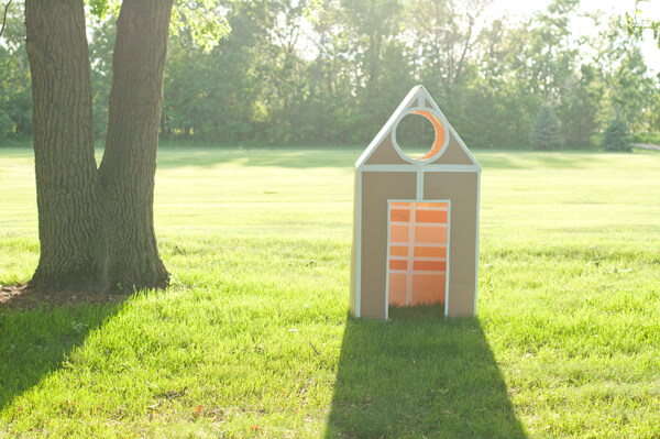 Endless Summer Projects: Collapsible Cardboard House | Classic Play - Pars Caeli - Lulu the Baker - Alexandra Hedin - this heart of mine